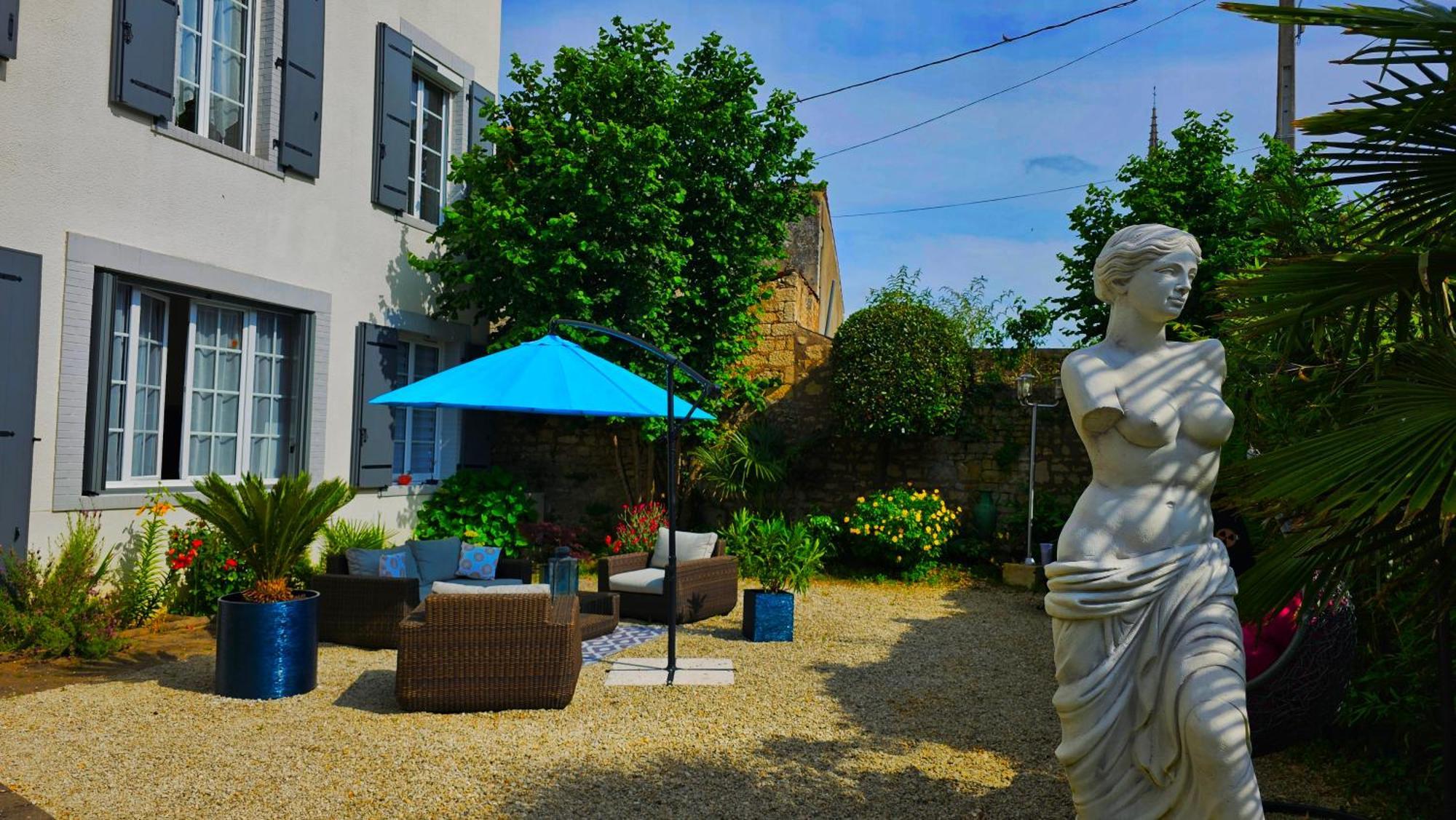 La Maison De Venus Luçon Exterior foto